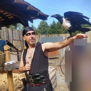 Meet your Posher, Nelson